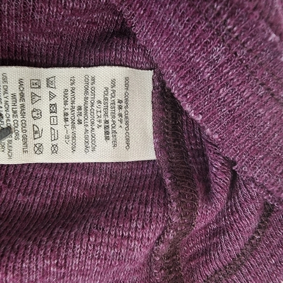 We The Free People | Split Back Turtleneck Tunic Plum Color Size XS - Picture 3 of 6